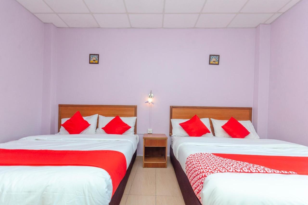 Hotel Oyo 702 D View Mersing Esterno foto
