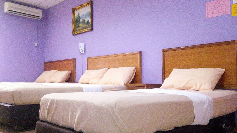 Hotel Oyo 702 D View Mersing Esterno foto