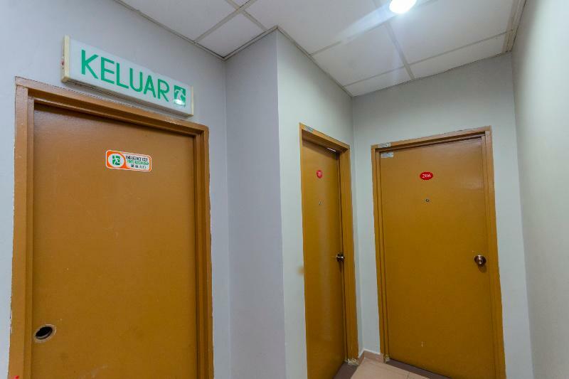 Hotel Oyo 702 D View Mersing Esterno foto