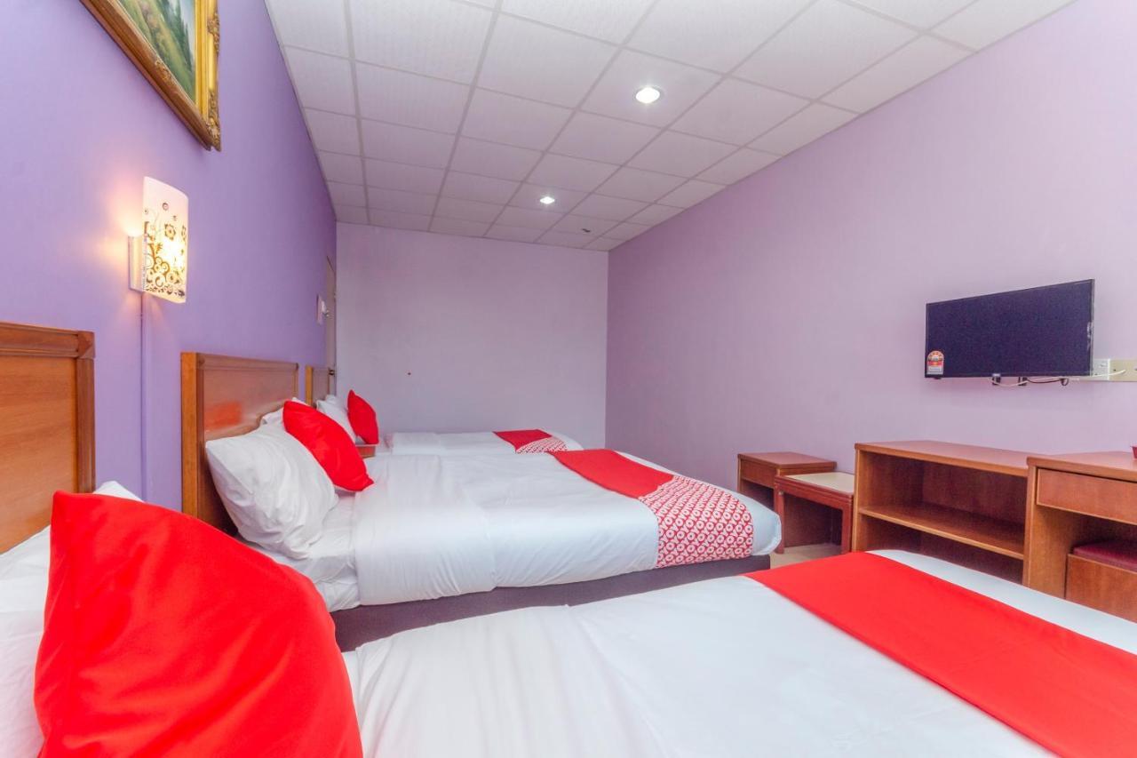 Hotel Oyo 702 D View Mersing Esterno foto