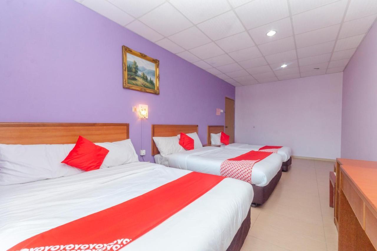Hotel Oyo 702 D View Mersing Esterno foto